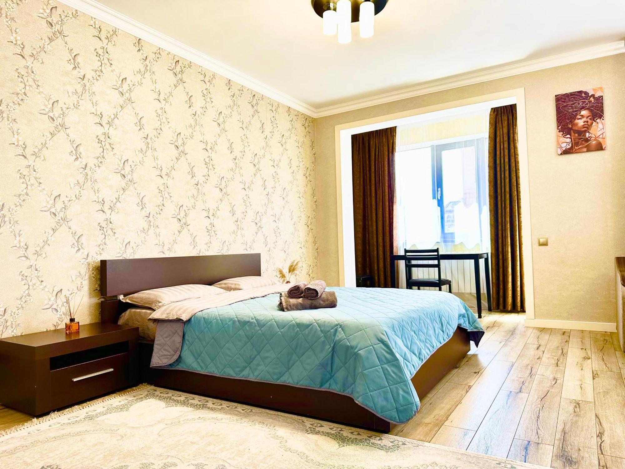 Vostochnyi Park Apartament In The Center Of Almaty Apartment Екстериор снимка